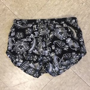 PACSUN-Kendall and Kylie linen shorts